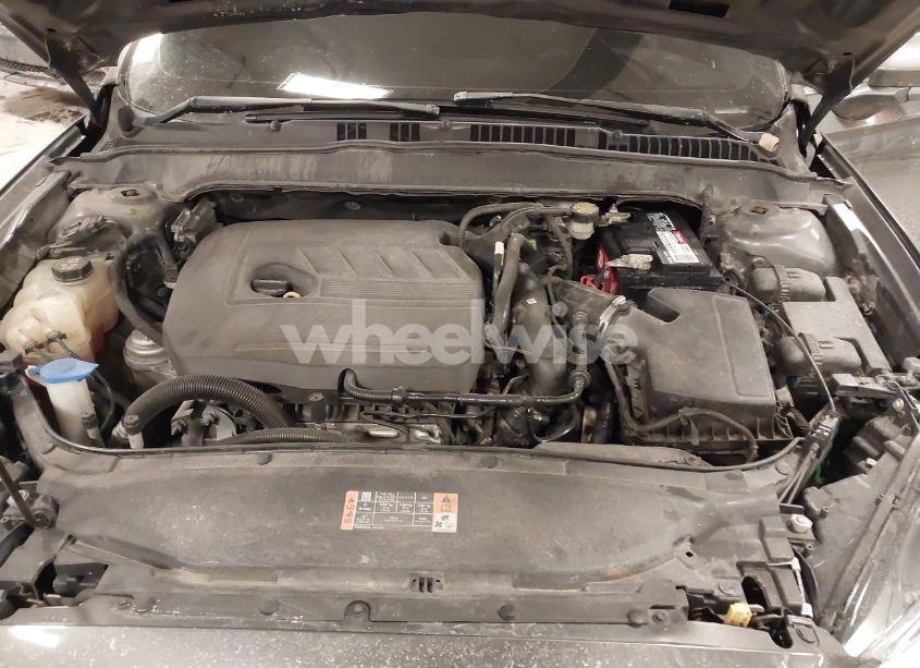 Photo 10 of 2016 Ford Fusion SE (VIN 3FA6P0HD5GR348745)