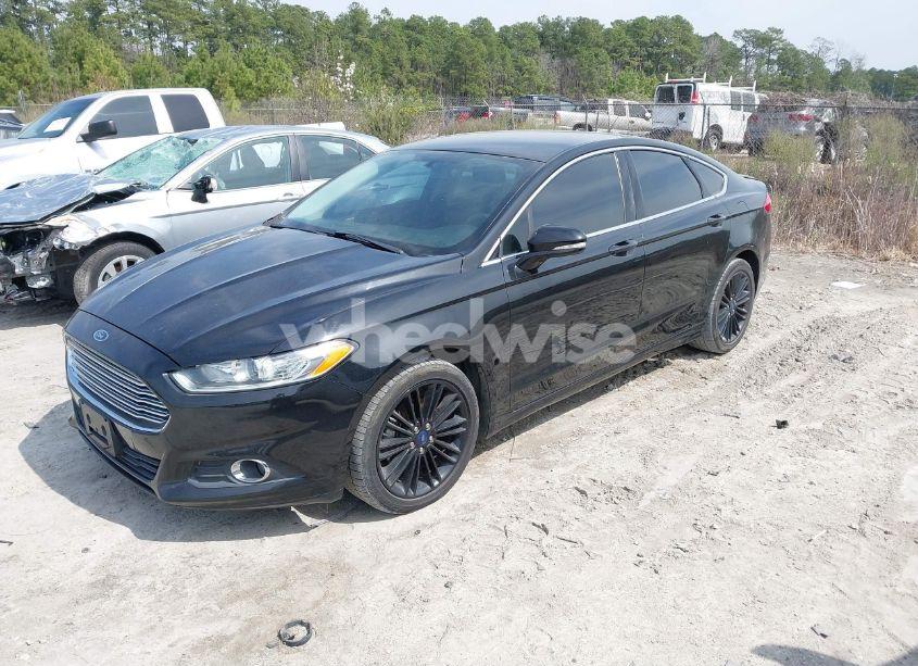Photo 2 of 2016 Ford Fusion SE (VIN 3FA6P0HD5GR350169)