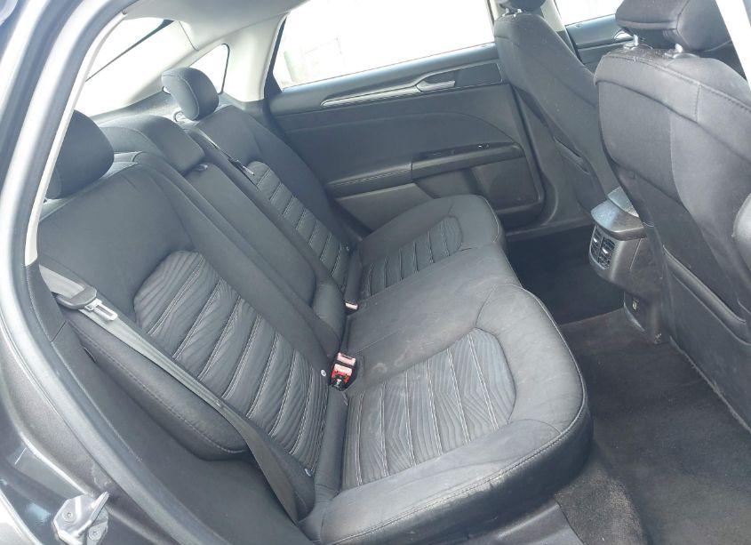 Photo 8 of 2016 Ford Fusion SE (VIN 3FA6P0HD5GR363231)