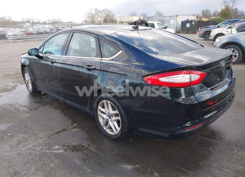 Photo 3 of 2016 Ford Fusion SE (VIN 3FA6P0HD5GR401847)