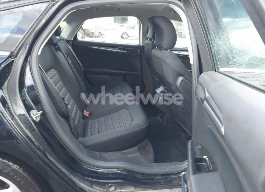 Photo 8 of 2016 Ford Fusion SE (VIN 3FA6P0HD5GR401847)