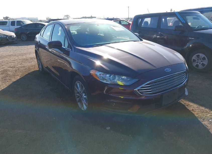 2017 Ford Fusion SE (VIN 3FA6P0HD5HR293831) main photo