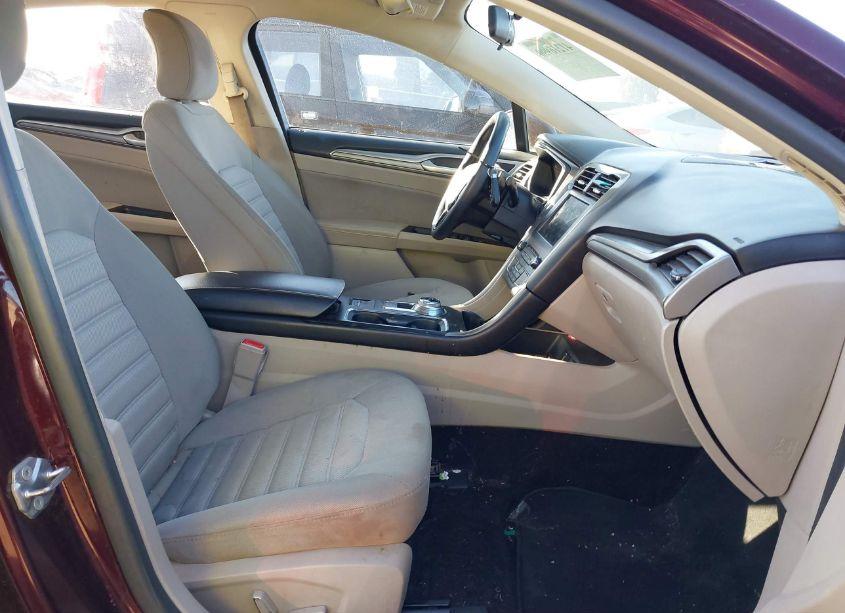 Photo 5 of 2017 Ford Fusion SE (VIN 3FA6P0HD5HR293831)