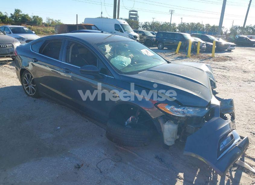 2017 Ford Fusion SE (VIN 3FA6P0HD5HR411117) main photo