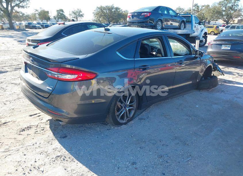 Photo 4 of 2017 Ford Fusion SE (VIN 3FA6P0HD5HR411117)