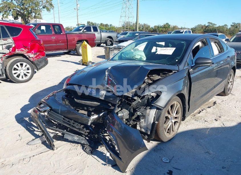 Photo 6 of 2017 Ford Fusion SE (VIN 3FA6P0HD5HR411117)