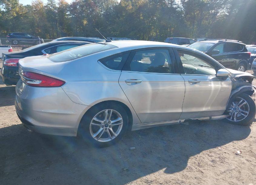 Photo 12 of 2018 Ford Fusion SE (VIN 3FA6P0HD5JR148116)