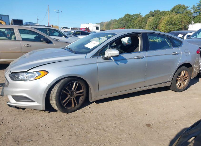 Photo 13 of 2018 Ford Fusion SE (VIN 3FA6P0HD5JR148116)