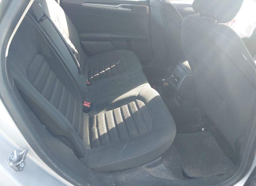 Photo 8 of 2018 Ford Fusion SE (VIN 3FA6P0HD5JR148116)