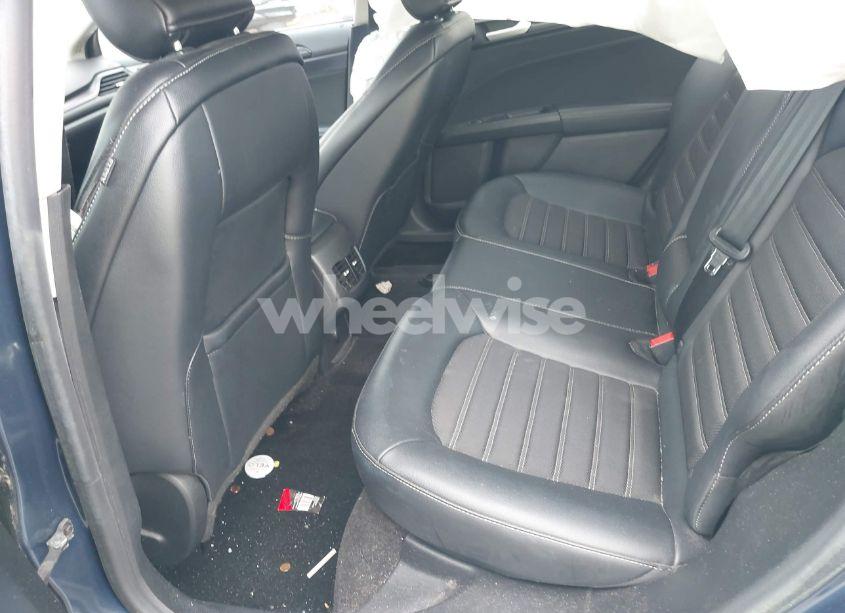 Photo 8 of 2018 Ford Fusion SE (VIN 3FA6P0HD5JR199843)