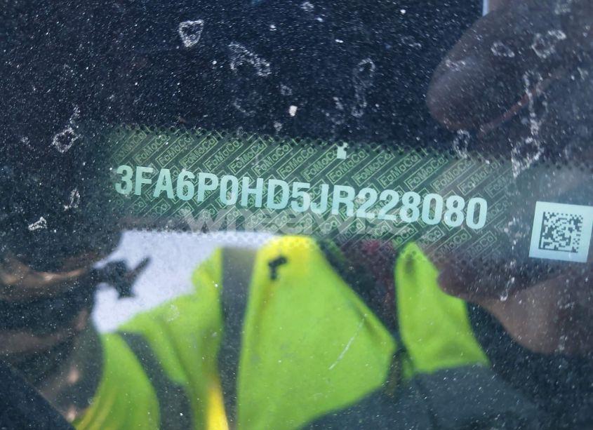 Photo 9 of 2018 Ford Fusion SE (VIN 3FA6P0HD5JR228080)