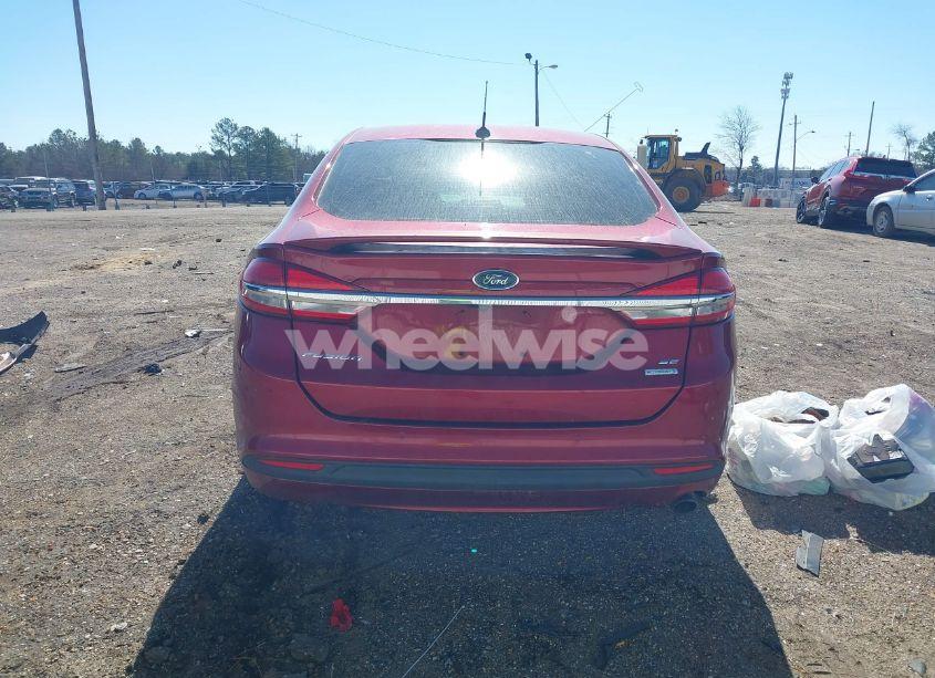 Photo 16 of 2018 Ford Fusion SE (VIN 3FA6P0HD5JR229312)