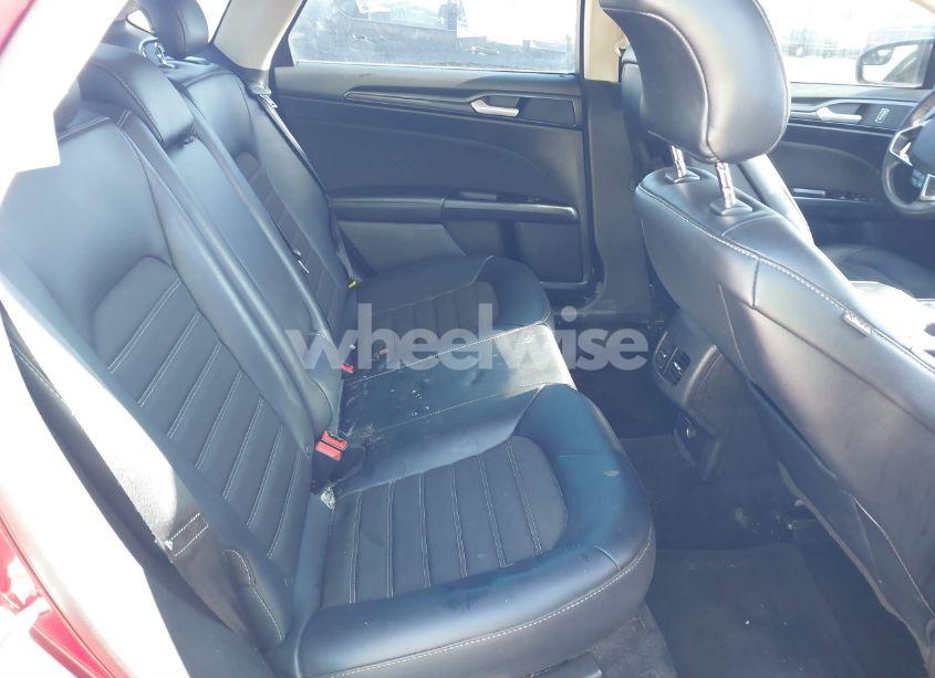 Photo 8 of 2018 Ford Fusion SE (VIN 3FA6P0HD5JR229312)