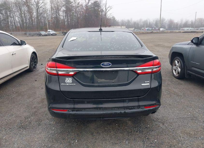 Photo 15 of 2018 Ford Fusion SE (VIN 3FA6P0HD5JR245638)