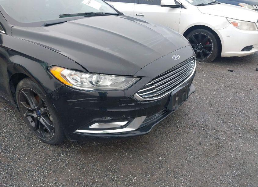 Photo 6 of 2018 Ford Fusion SE (VIN 3FA6P0HD5JR245638)