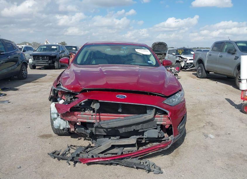 Photo 13 of 2019 Ford Fusion SE (VIN 3FA6P0HD5KR169792)