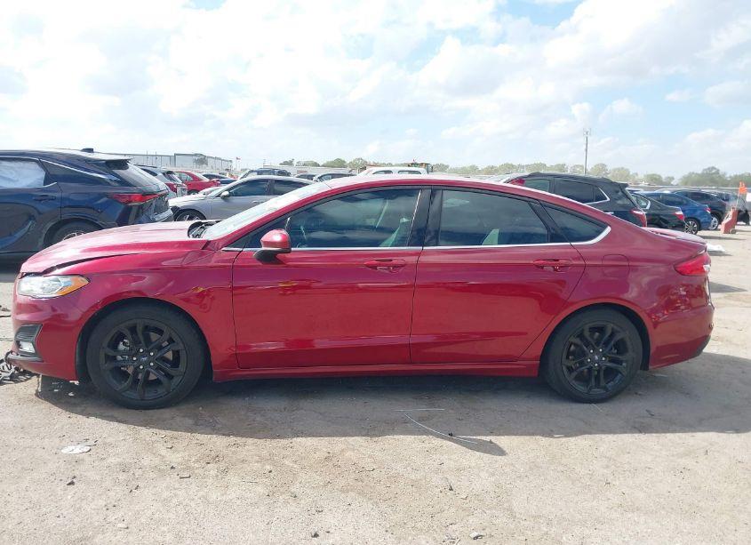 Photo 15 of 2019 Ford Fusion SE (VIN 3FA6P0HD5KR169792)