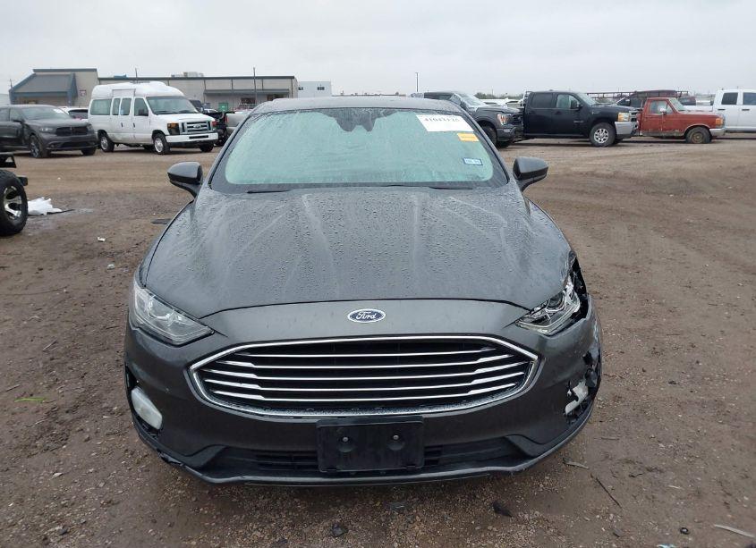 Photo 13 of 2019 Ford Fusion SE (VIN 3FA6P0HD5KR171638)