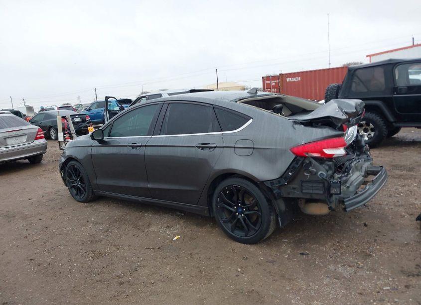 Photo 15 of 2019 Ford Fusion SE (VIN 3FA6P0HD5KR171638)