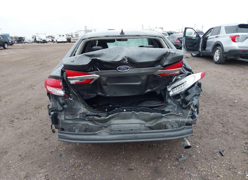 Photo 17 of 2019 Ford Fusion SE (VIN 3FA6P0HD5KR171638)