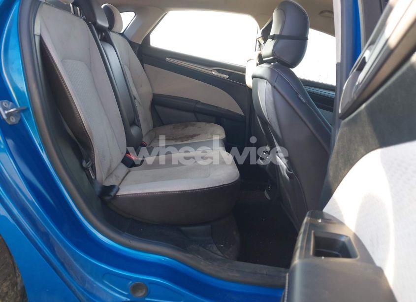 Photo 8 of 2020 Ford Fusion SE (VIN 3FA6P0HD5LR125096)