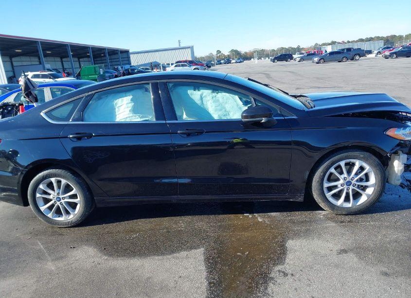 Photo 13 of 2020 Ford Fusion SE (VIN 3FA6P0HD5LR154064)
