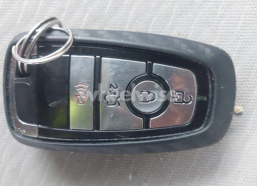 Photo 11 of 2020 Ford Fusion SE (VIN 3FA6P0HD5LR160933)