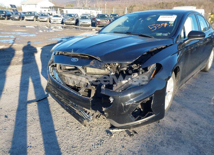 Photo 6 of 2020 Ford Fusion SE (VIN 3FA6P0HD5LR165372)