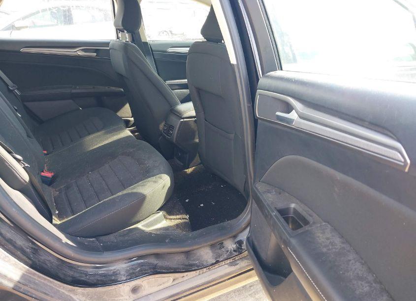 Photo 8 of 2020 Ford Fusion SE (VIN 3FA6P0HD5LR166571)