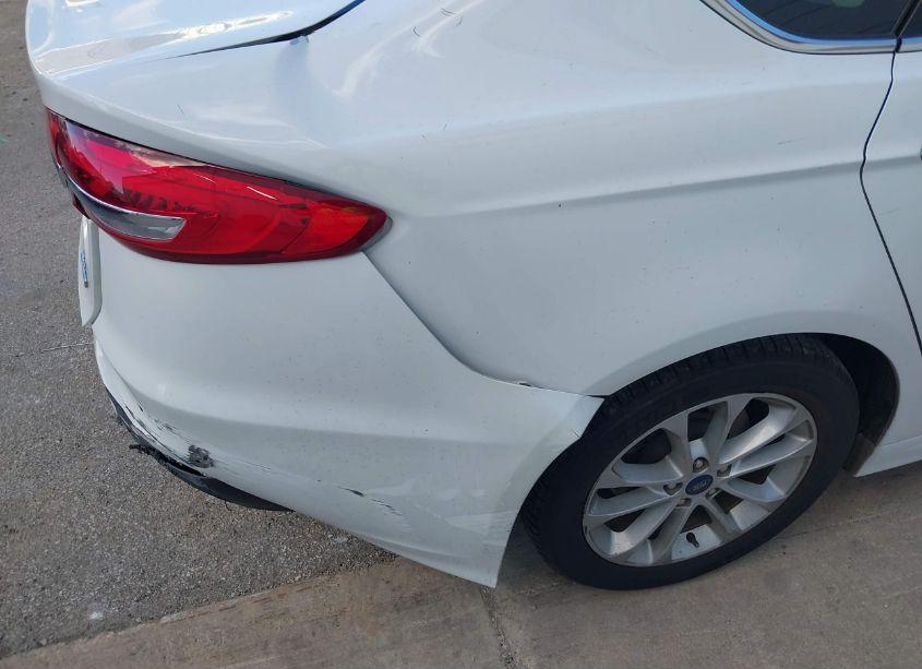 Photo 17 of 2020 Ford Fusion SE (VIN 3FA6P0HD5LR185749)