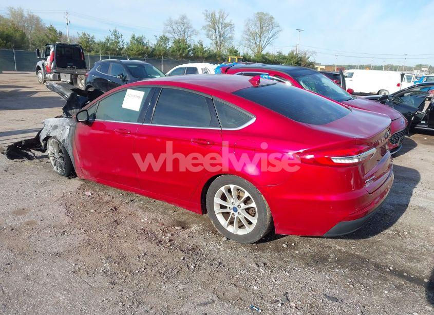 Photo 3 of 2020 Ford Fusion SE (VIN 3FA6P0HD5LR229457)