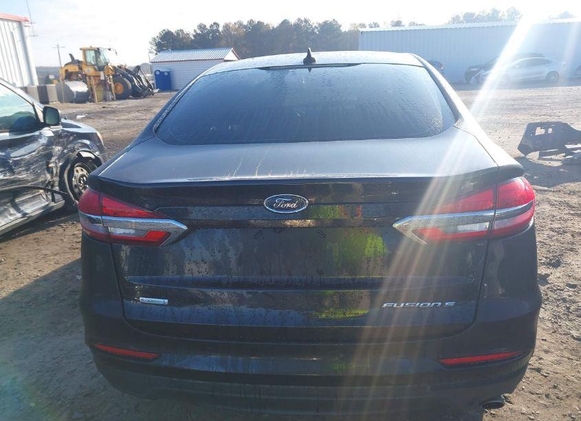 Photo 15 of 2020 Ford Fusion SE (VIN 3FA6P0HD5LR233363)