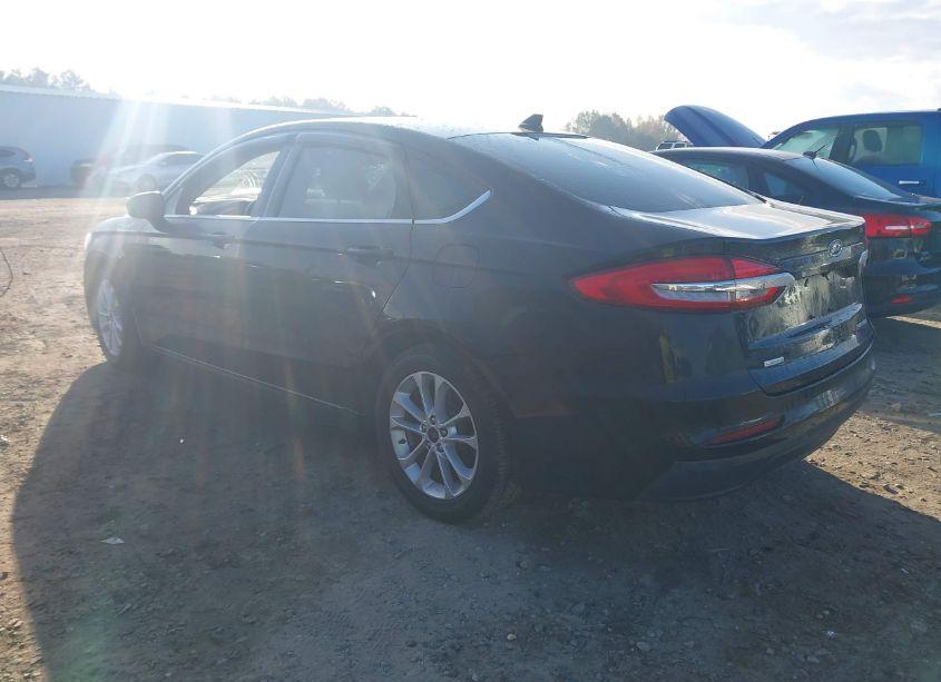 Photo 3 of 2020 Ford Fusion SE (VIN 3FA6P0HD5LR233363)