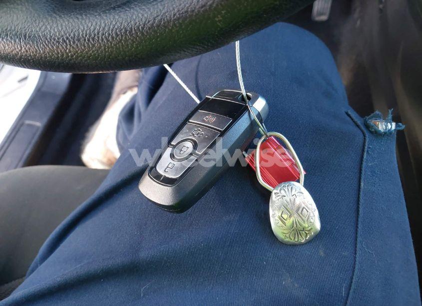 Photo 11 of 2020 Ford Fusion SE (VIN 3FA6P0HD5LR256433)