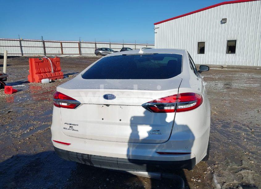Photo 17 of 2020 Ford Fusion SE (VIN 3FA6P0HD5LR256433)