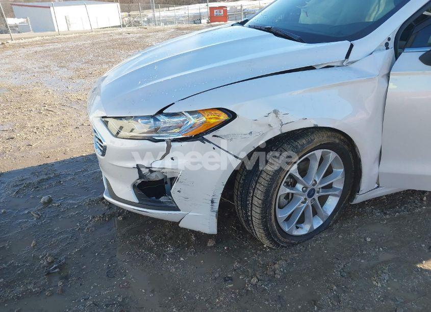 Photo 6 of 2020 Ford Fusion SE (VIN 3FA6P0HD5LR256433)
