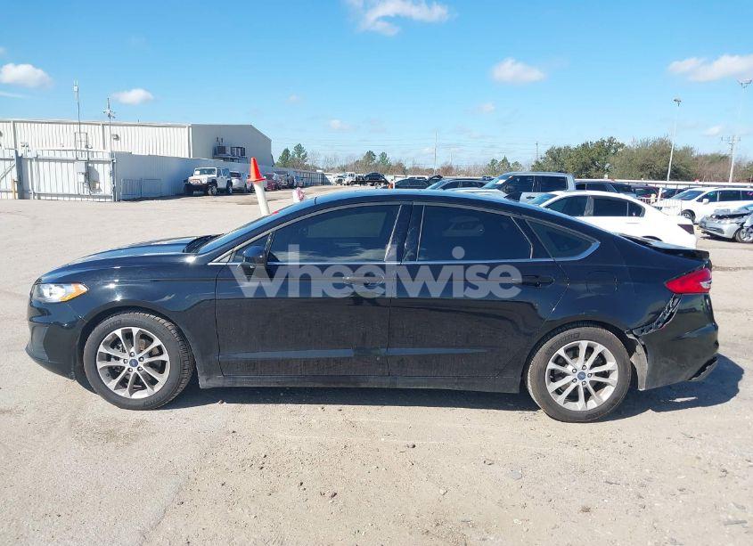Photo 15 of 2020 Ford Fusion SE (VIN 3FA6P0HD5LR259591)