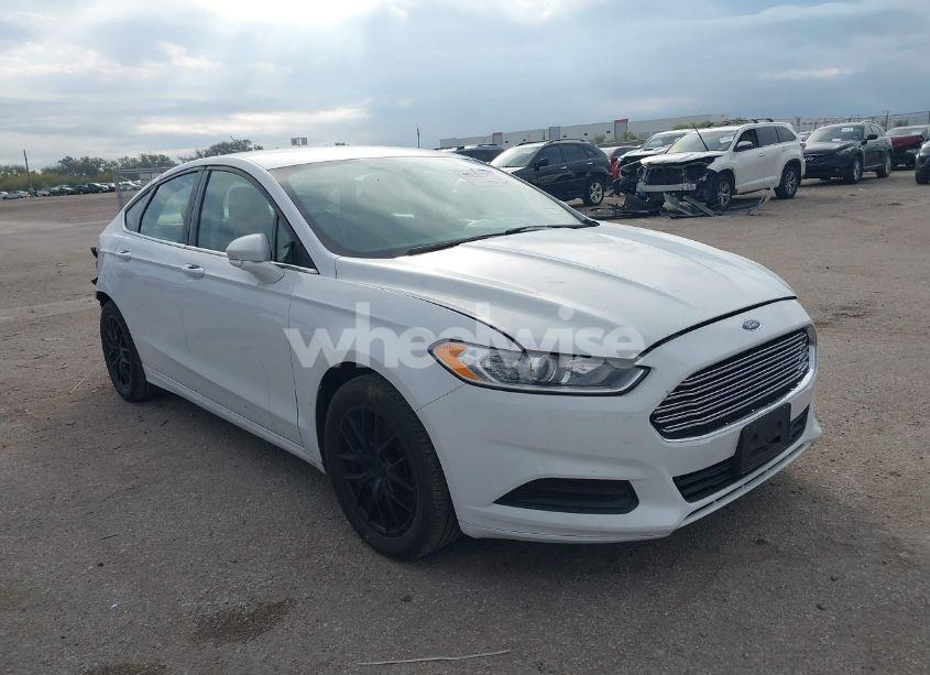 2014 Ford Fusion SE (VIN 3FA6P0HD6ER105832) main photo