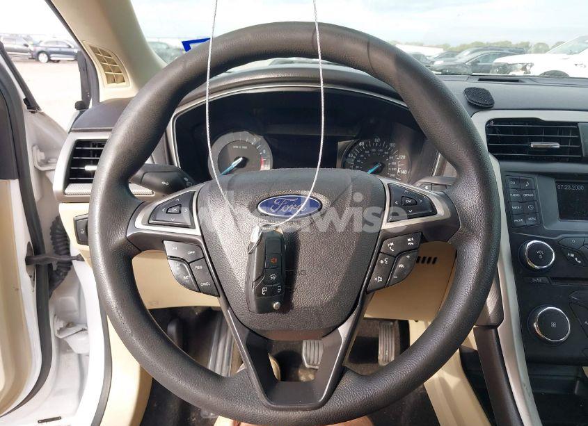 Photo 11 of 2014 Ford Fusion SE (VIN 3FA6P0HD6ER105832)