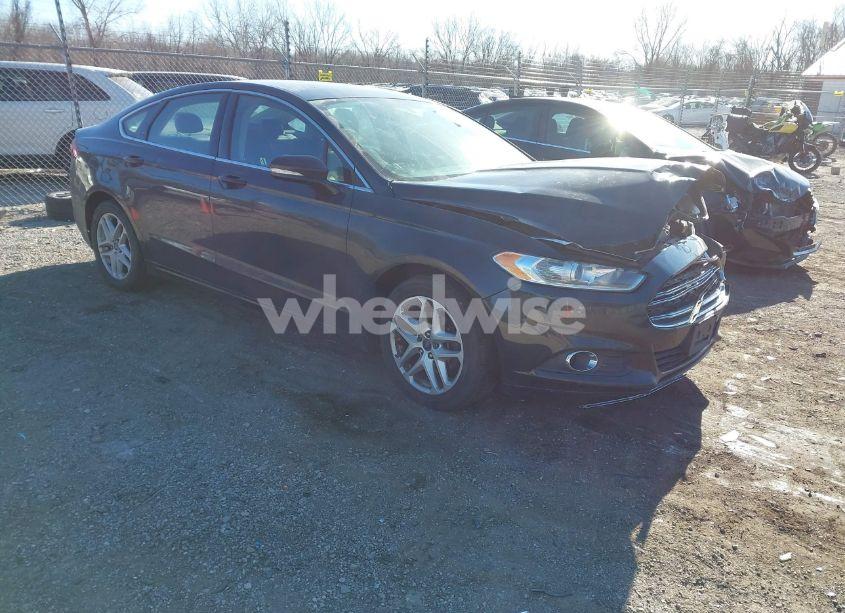 2014 Ford Fusion SE (VIN 3FA6P0HD6ER120363) main photo