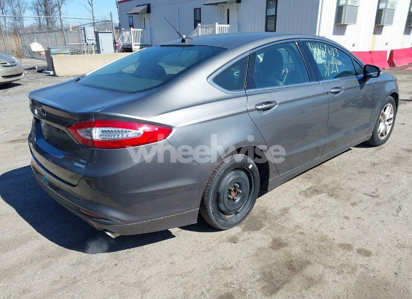 Photo 4 of 2014 Ford Fusion SE (VIN 3FA6P0HD6ER165173)