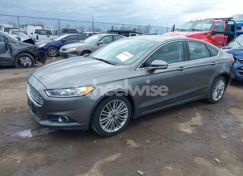 Photo 2 of 2014 Ford Fusion SE (VIN 3FA6P0HD6ER175119)