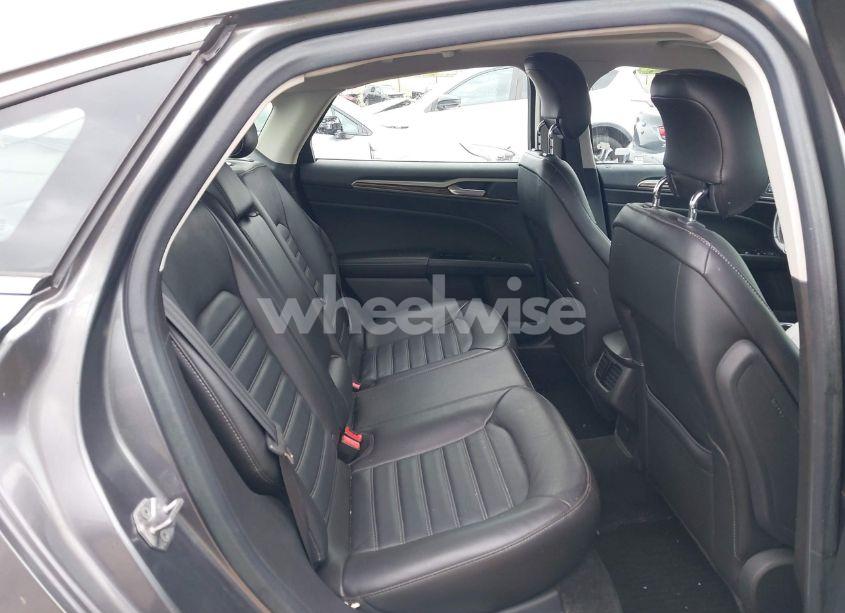 Photo 8 of 2014 Ford Fusion SE (VIN 3FA6P0HD6ER175119)