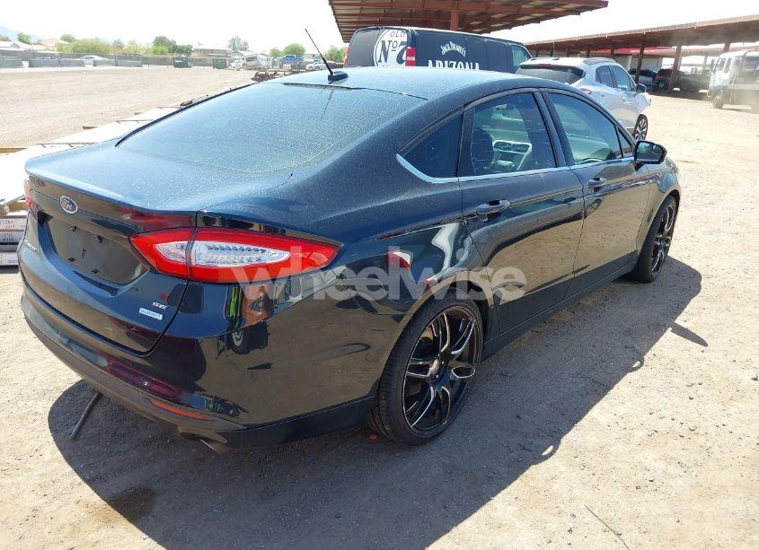 Photo 4 of 2014 Ford Fusion SE (VIN 3FA6P0HD6ER203453)