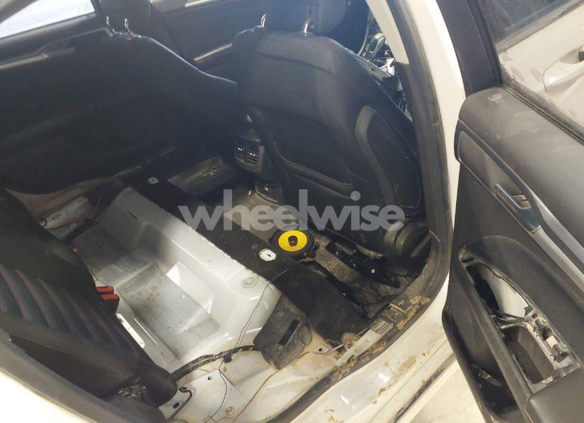 Photo 8 of 2014 Ford Fusion SE (VIN 3FA6P0HD6ER315833)