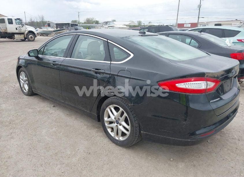 Photo 3 of 2014 Ford Fusion SE (VIN 3FA6P0HD6ER328291)