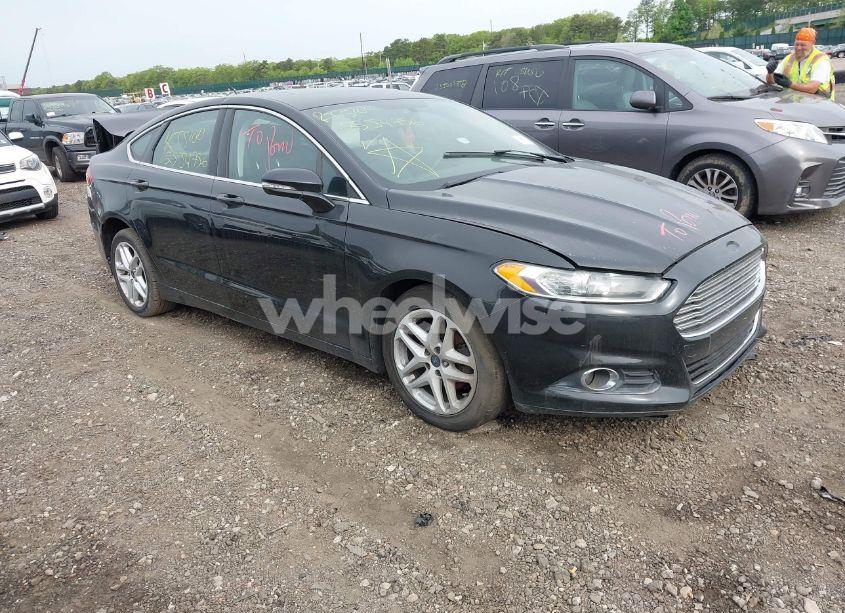 2014 Ford Fusion SE (VIN 3FA6P0HD6ER371769) main photo