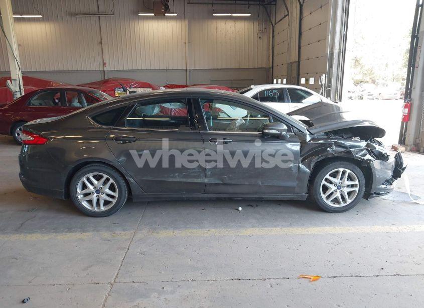 Photo 13 of 2015 Ford Fusion SE (VIN 3FA6P0HD6FR104973)