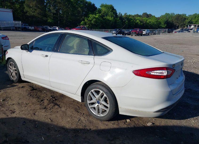 Photo 3 of 2015 Ford Fusion SE (VIN 3FA6P0HD6FR177731)