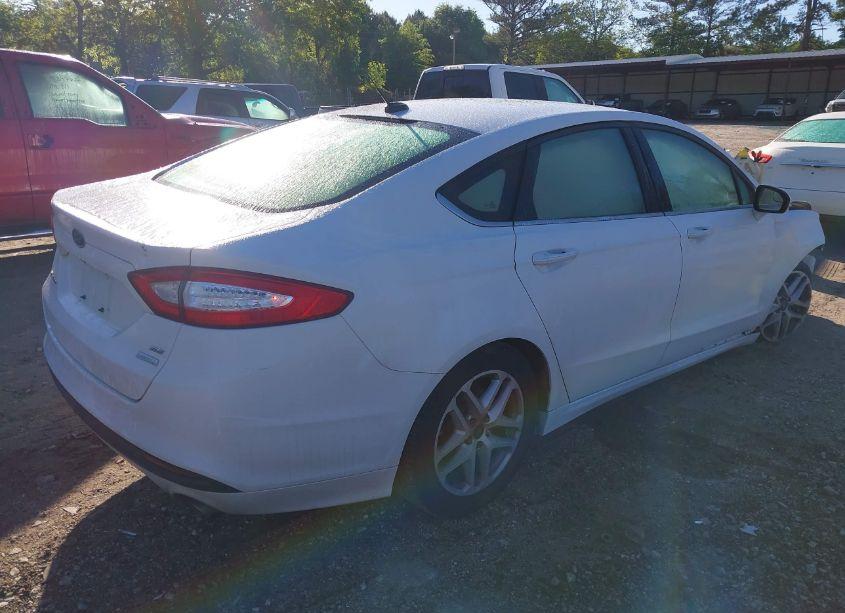 Photo 4 of 2015 Ford Fusion SE (VIN 3FA6P0HD6FR177731)